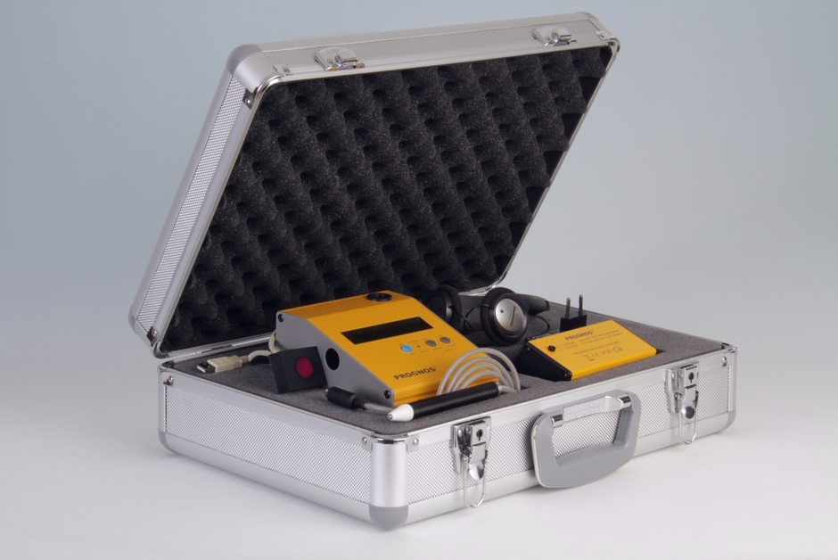 PROGNOS Gerät und Koffer PROGNOS Gerät und Koffer